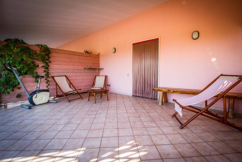 Ferienwohnung I Giardini Dell'Agave Torre Santa Sabina Exterior foto
