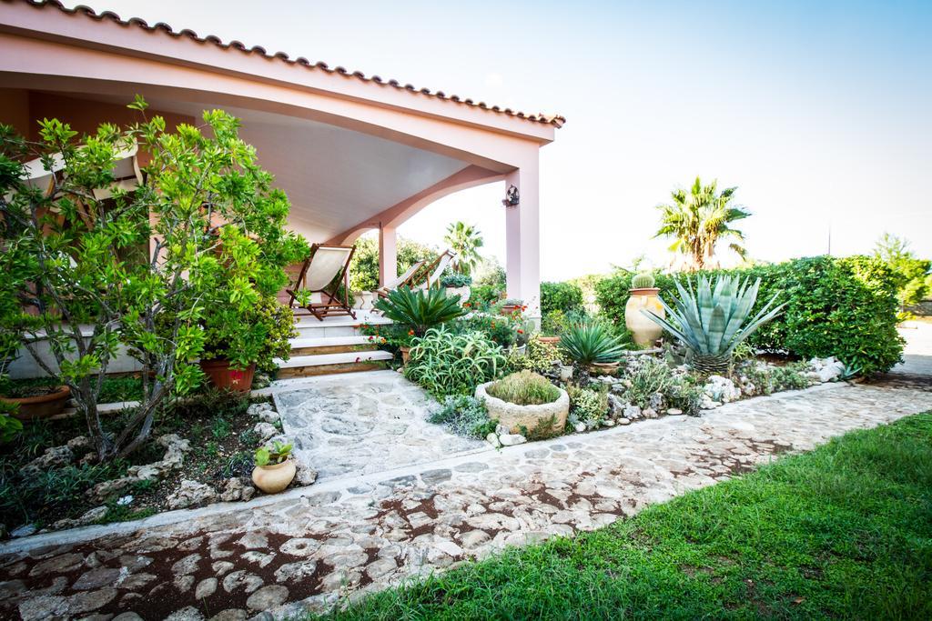 Ferienwohnung I Giardini Dell'Agave Torre Santa Sabina Exterior foto