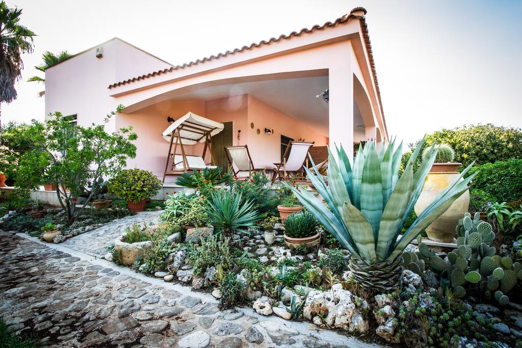 Ferienwohnung I Giardini Dell'Agave Torre Santa Sabina Exterior foto